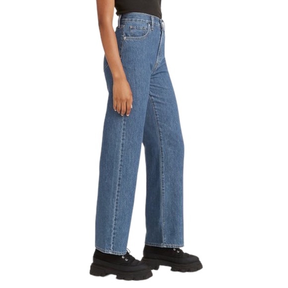 Levi's High Waisted Straight Jeans (25) - Picture 2 of 12